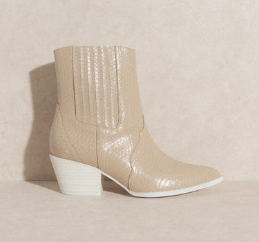 OASIS SOCIETY Dawn - Paneled Western Bootie