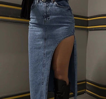 Thigh slit denim skirt